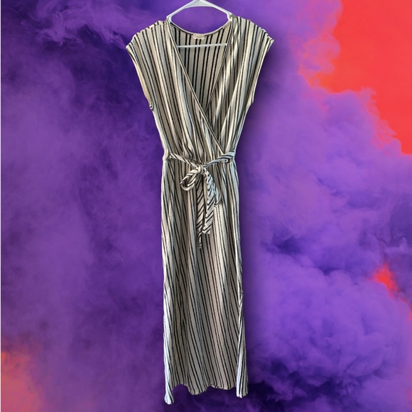 Caution To The Wind Dresses & Skirts - Small Striped Woman’s Maxi Tie Back Dress Striped with Leg Slit V Neckline